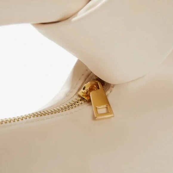 🆕 Melie Bianco Alexandra Top Handle Bag in Cream Vegan Leather - Picture 4 of 9